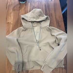 Lulu lemon Scuba crop